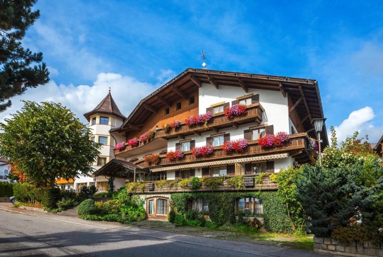 Sporthotel Fichtenhof Maranza Exterior photo