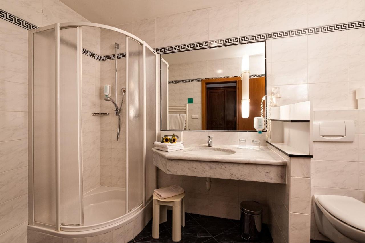 Sporthotel Fichtenhof Maranza Room photo